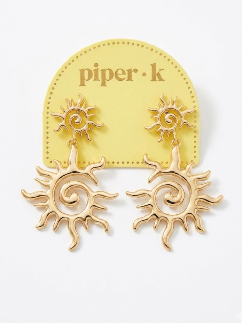 NWT ⚜️☀️⚜️ PIPER K Golden Tone Sunburst Dangle Earrings